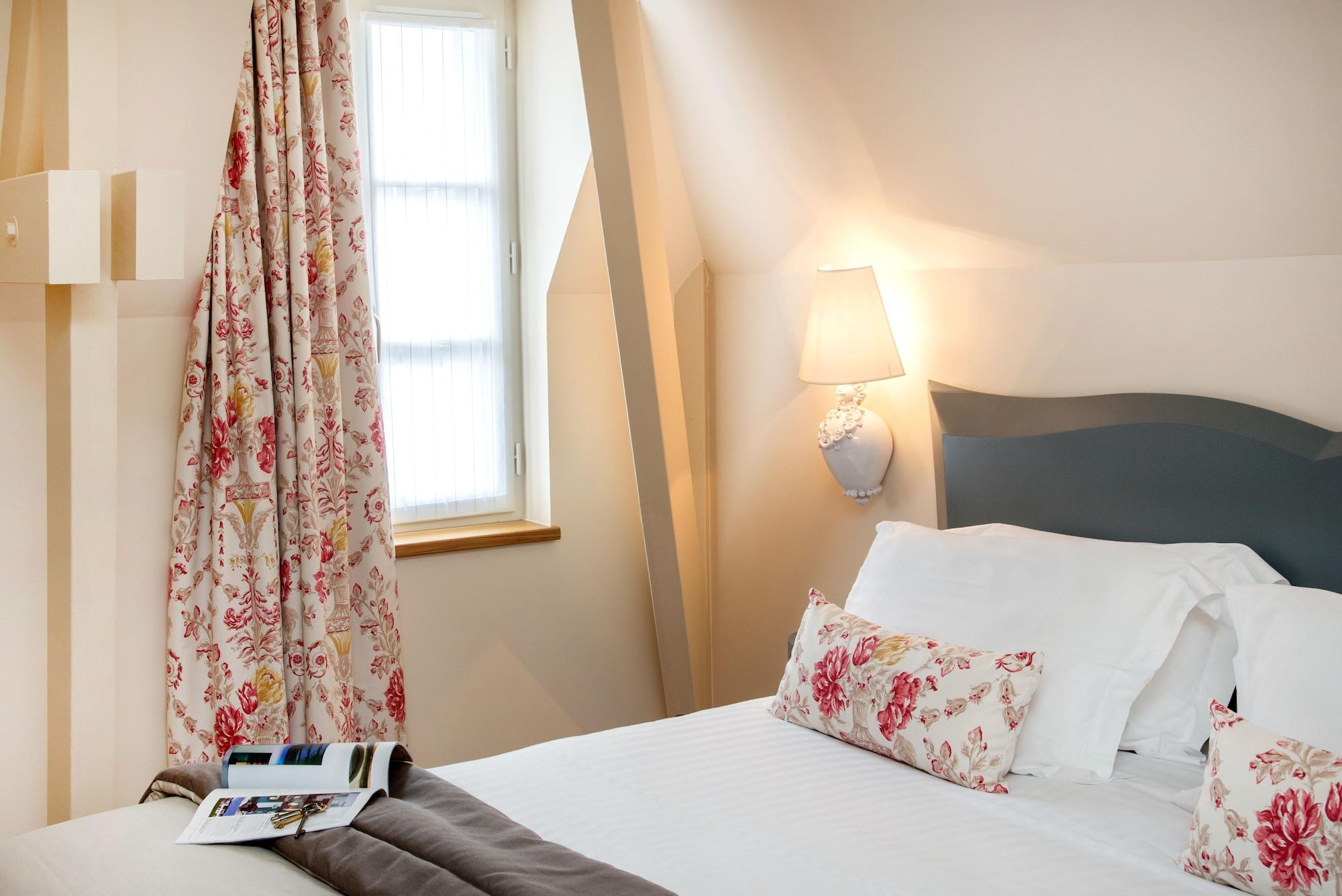 Relais Des Trois Chateaux Hotel-Restaurant - Teritoria Cour-Cheverny Εξωτερικό φωτογραφία
